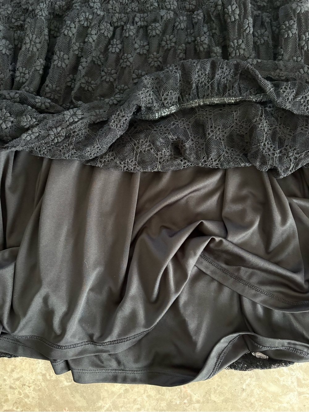 lace dress - Picture 6 of 6